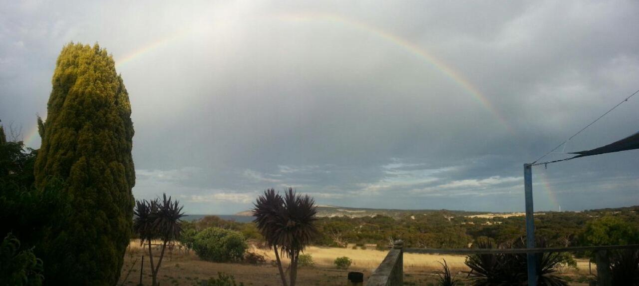 Salty Air Apartments Kingscote Kangaroo Island Buitenkant foto