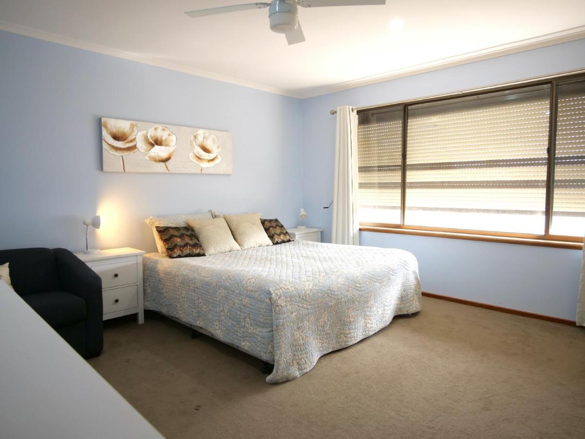 Salty Air Apartments Kingscote Kangaroo Island Buitenkant foto